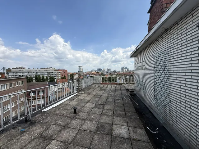 Apartment for sale in Molenbeek-Saint-Jean – 1/10