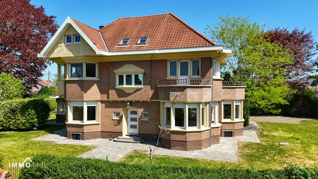 Villa à vendre à Lebbeke – 1/10