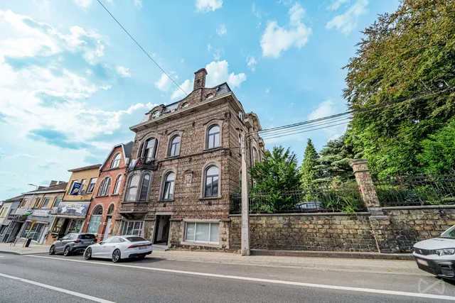 Huis te koop in Trazegnies – 1/10