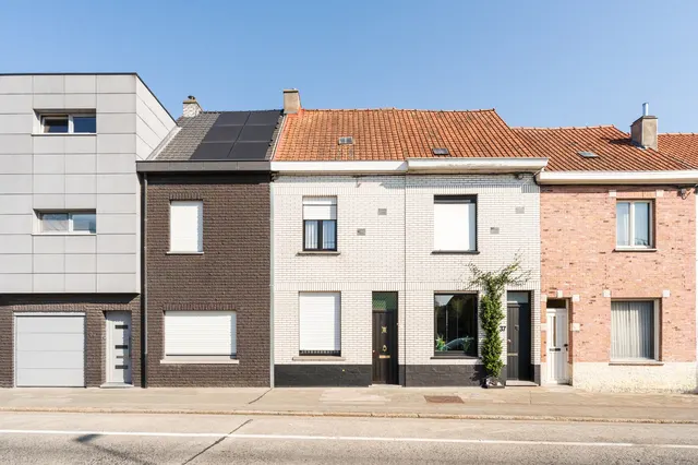 Woning te koop in Harelbeke – 1/10