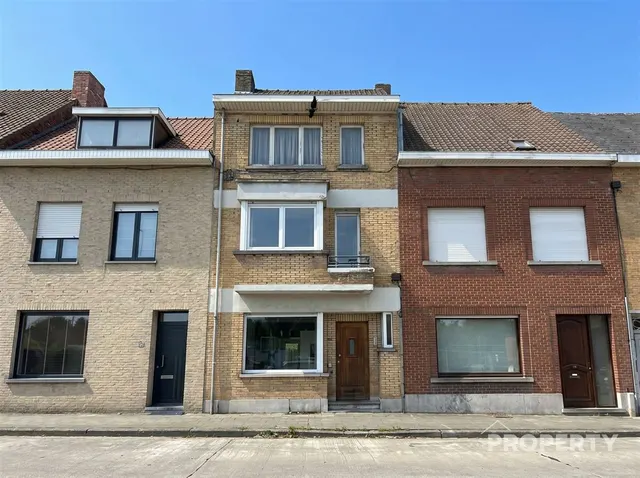 Huis te koop in Harelbeke – 1/10