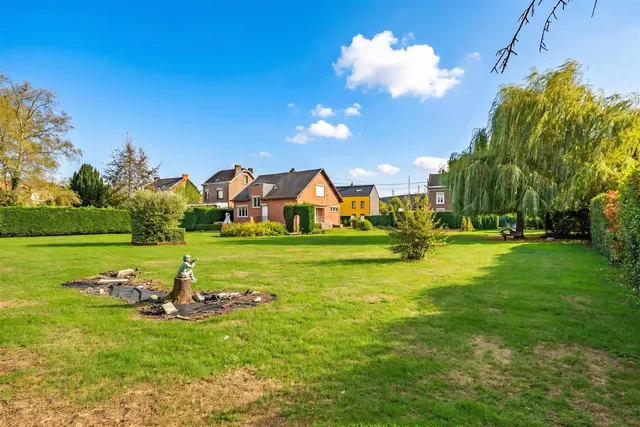Villa te koop in Ampsin – 1/10