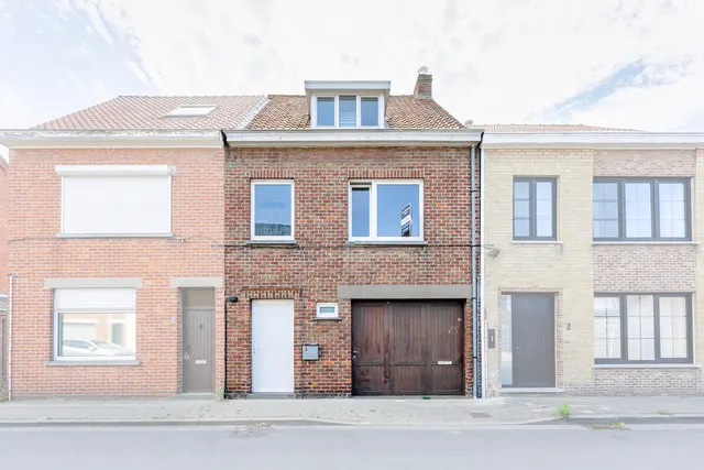 Huis te koop in Assebroek – 1/10