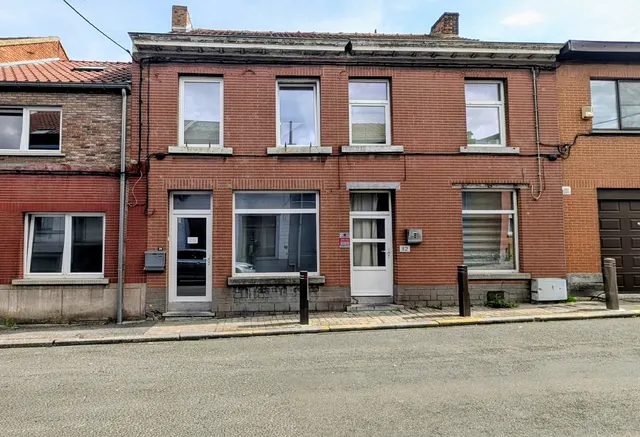 Huis te koop in Mons Jemappes – 1/10