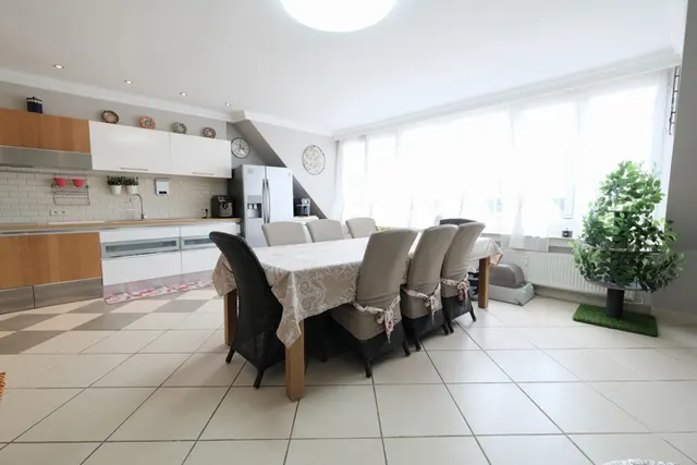 Appartement te koop in Jette – 1/10