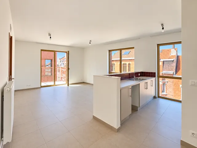 Appartement te huur in Woluwe-Saint-Pierre – 1/10