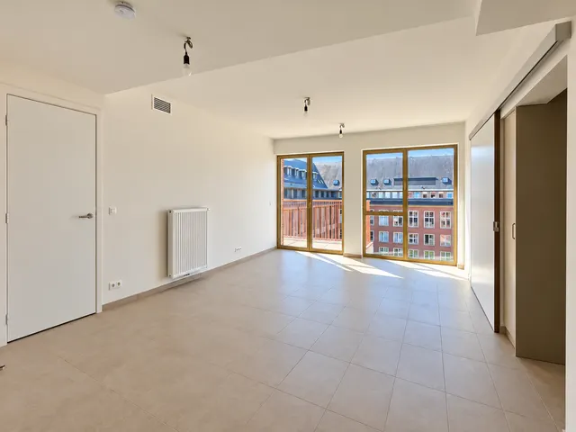 Appartement te huur in Woluwe-Saint-Pierre – 1/10