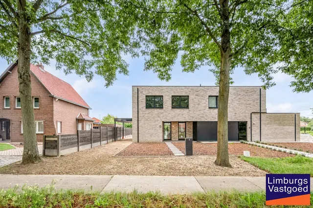 Huis te koop in Beringen – 1/10
