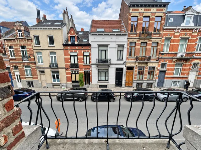 Apartment for sale in Elsene – 1/7