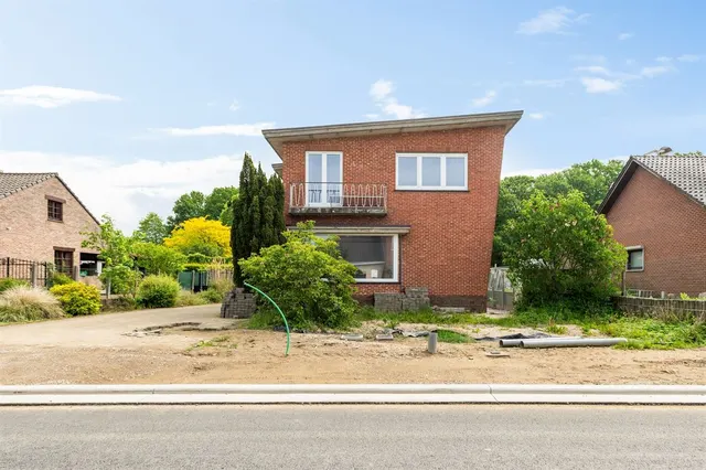 Huis te koop in Spalbeek – 1/10