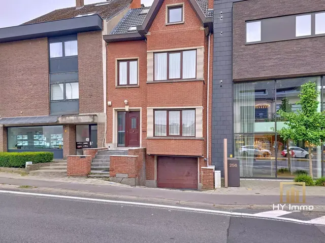 Huis te koop in Dilbeek – 1/10