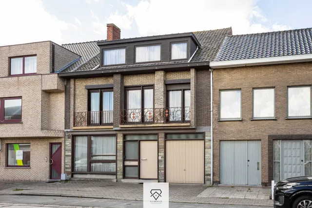 Huis te koop in Lochristi – 1/10