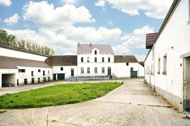 Maison à vendre à Le R?ulx – 1/10