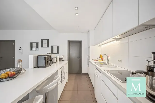 Appartement te koop in Edegem – 1/10