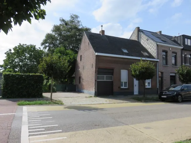 Huis te koop in Kontich – 1/10