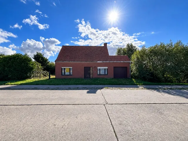 Huis te koop in Watou – 1/10