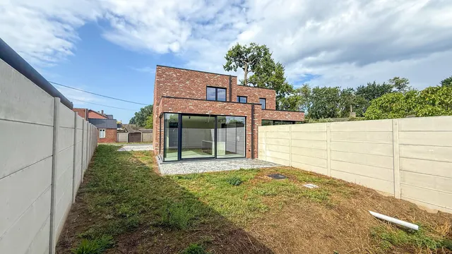 Huis te koop in Beringen – 1/10