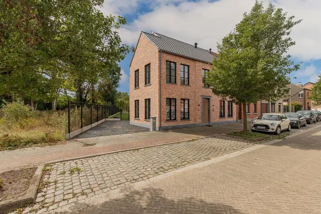 Huis te koop in Puurs – 1/10