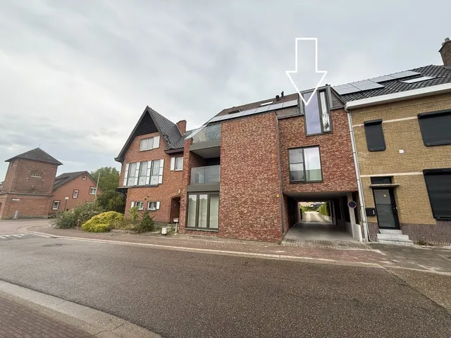 Appartement te koop in Diepenbeek – 1/10