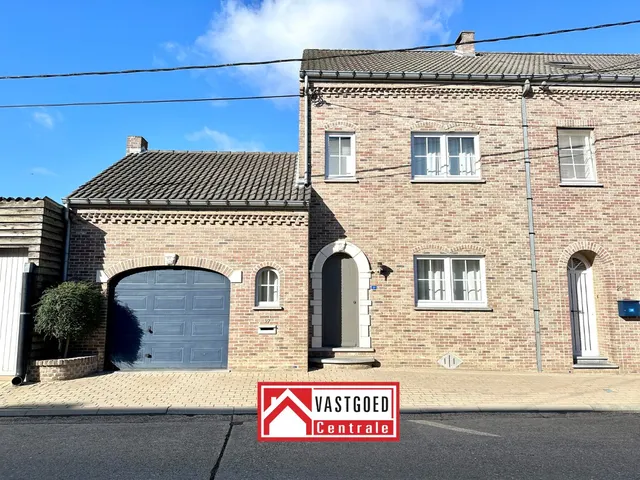 House for sale in Riemst – 1/10