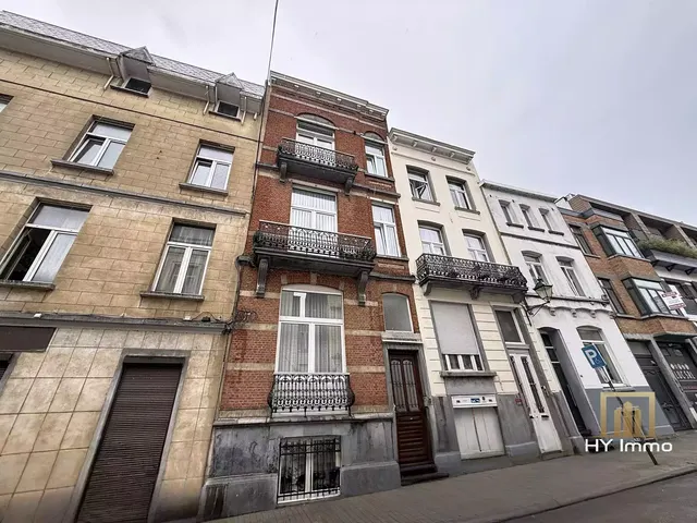 Maison à vendre à Saint-Gilles – 1/10