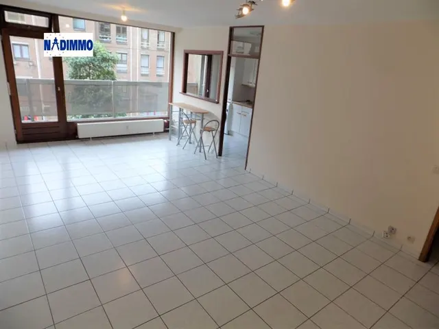 Appartement à louer à Etterbeek – 1/10