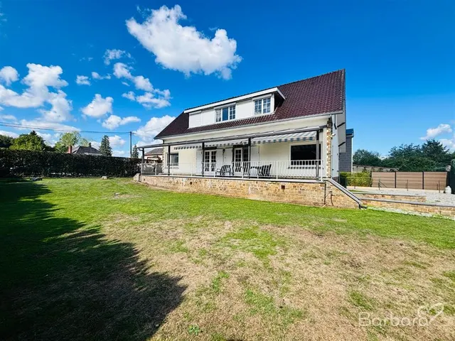 Maison à vendre à Anhée – 1/10