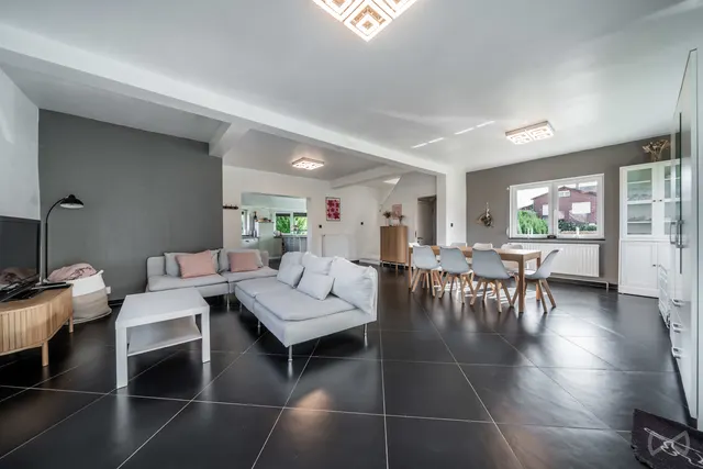 Maison à vendre à Ham-sur-Heure-Nalinnes – 1/10