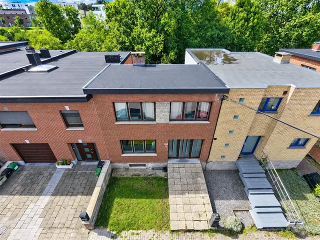 Huis te koop in Ougrée – 1/10