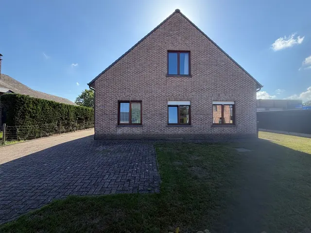 Maison à louer à Belsele – 1/10