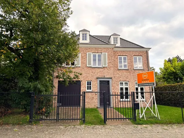 Huis te koop in Wilrijk – 1/10