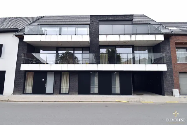 Apartment for sale in Sint-eloois-Winkel – 1/10