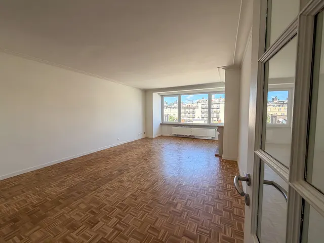 Appartement te koop in Molenbeek-Saint-Jean – 1/10