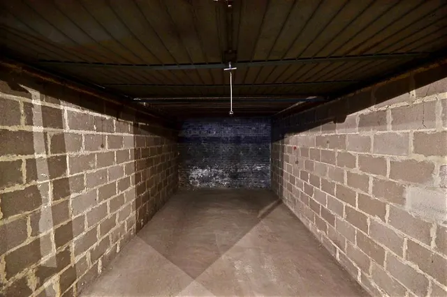 Gesloten Garagebox te huur in Liège – 1/9