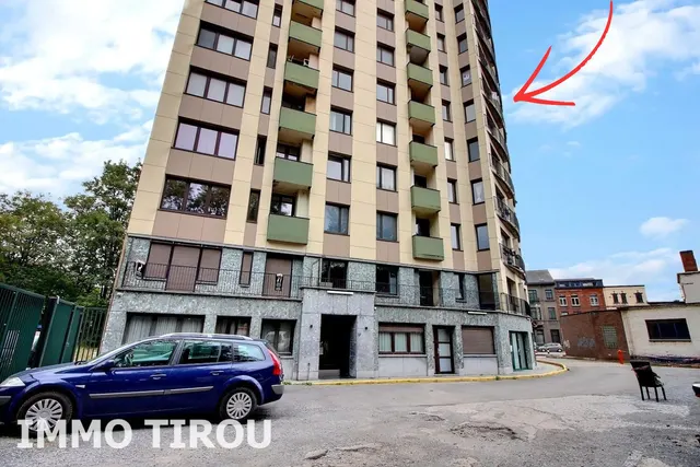 Appartement te koop in Charleroi – 1/10
