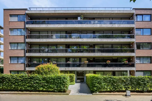 Appartement te huur in Dilbeek – 1/10