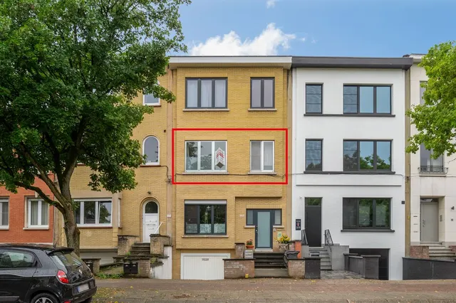 Appartement te koop in Mortsel – 1/10