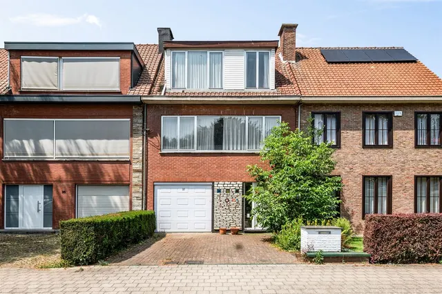 Maison à vendre à Mortsel – 1/10