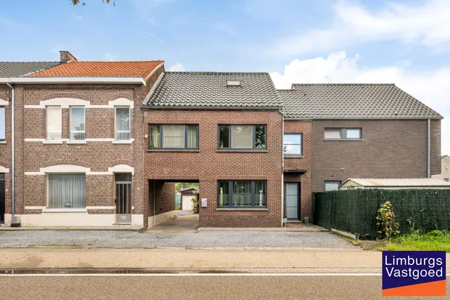 Huis te koop in Genk – 1/10
