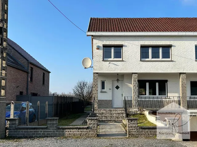 Maison à louer à Leval-Trahegnies – 1/10