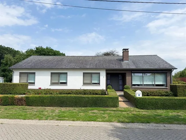 Huis te koop in Mol – 1/10