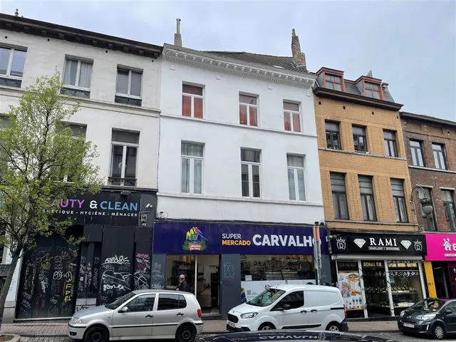 Maison à vendre à Saint-Gilles – 1/10