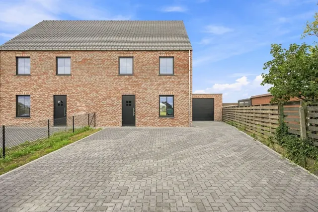 Maison à vendre à Merkem – 1/10