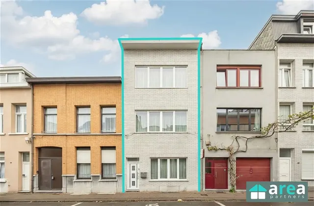 Huis te koop in Borgerhout – 1/10