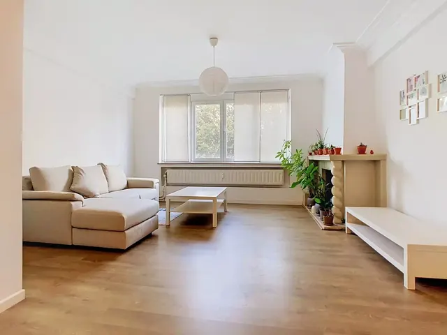 Appartement te huur in Woluwe-Saint-Pierre – 1/10