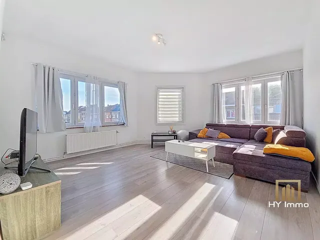 Appartement te huur in Leeuw-Saint-Pierre – 1/10