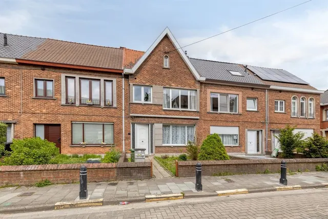 Huis te koop in Oostakker – 1/10