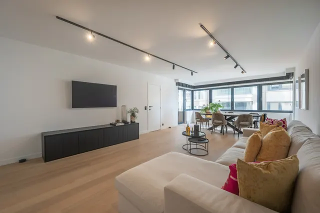 Appartement te koop in Duinbergen – 1/10