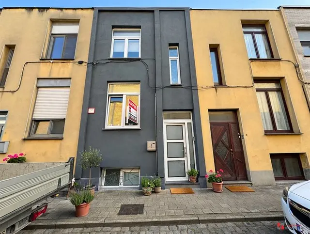 Maison à vendre à Deurne – 1/10