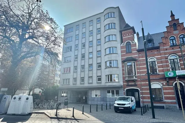 Appartement te huur in Etterbeek – 1/4
